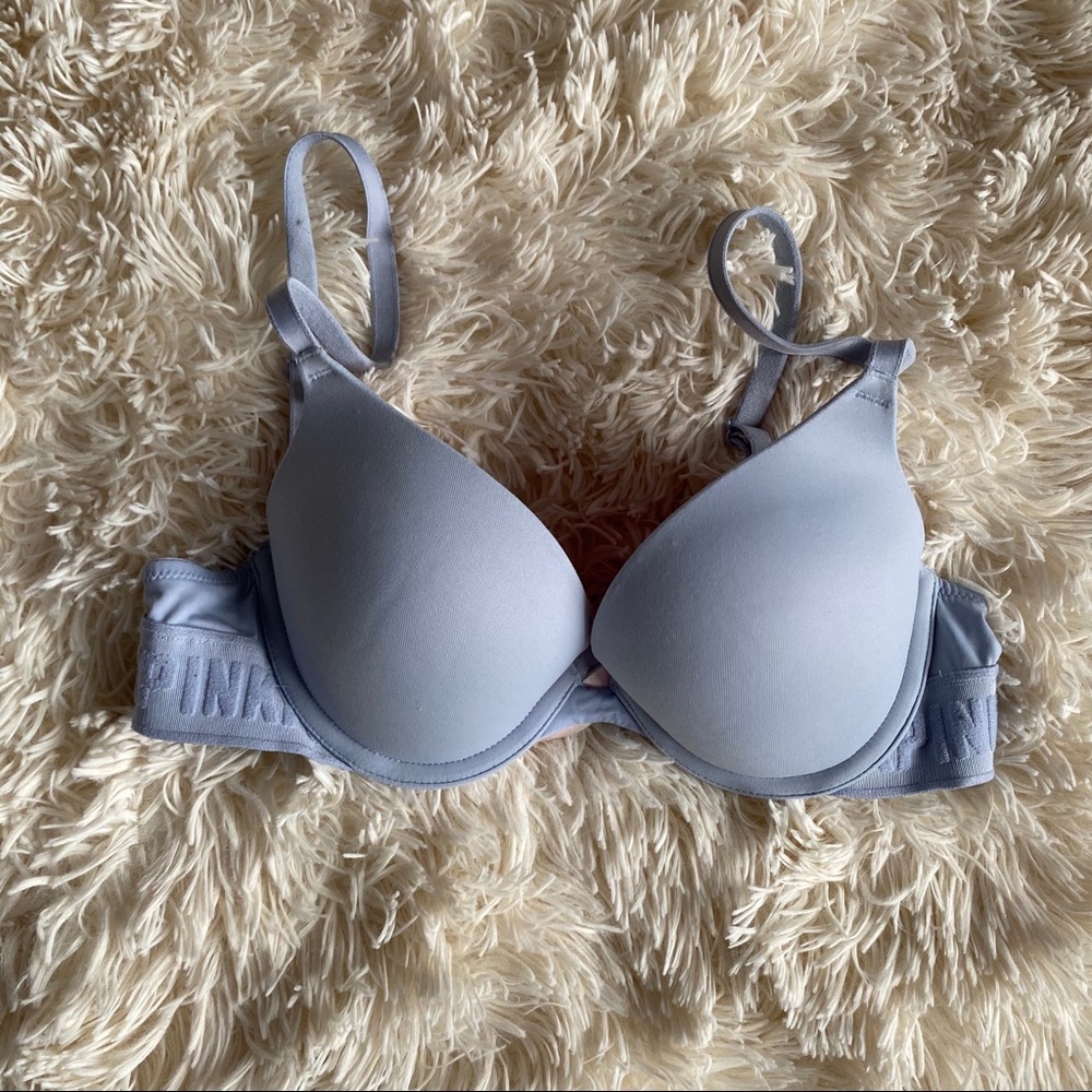 Victoria’s Secret PINK wear everywhere bra